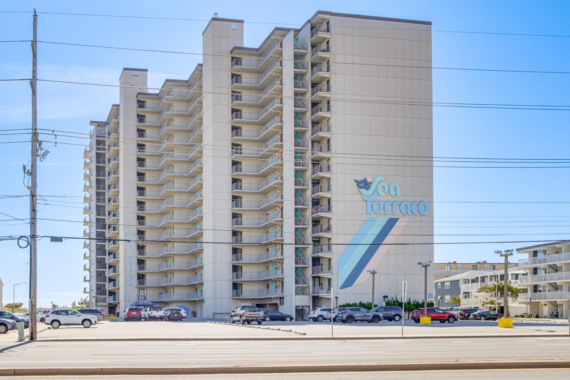 Ocean City Condo With Heated Pool And Beachfront View! 外观 照片