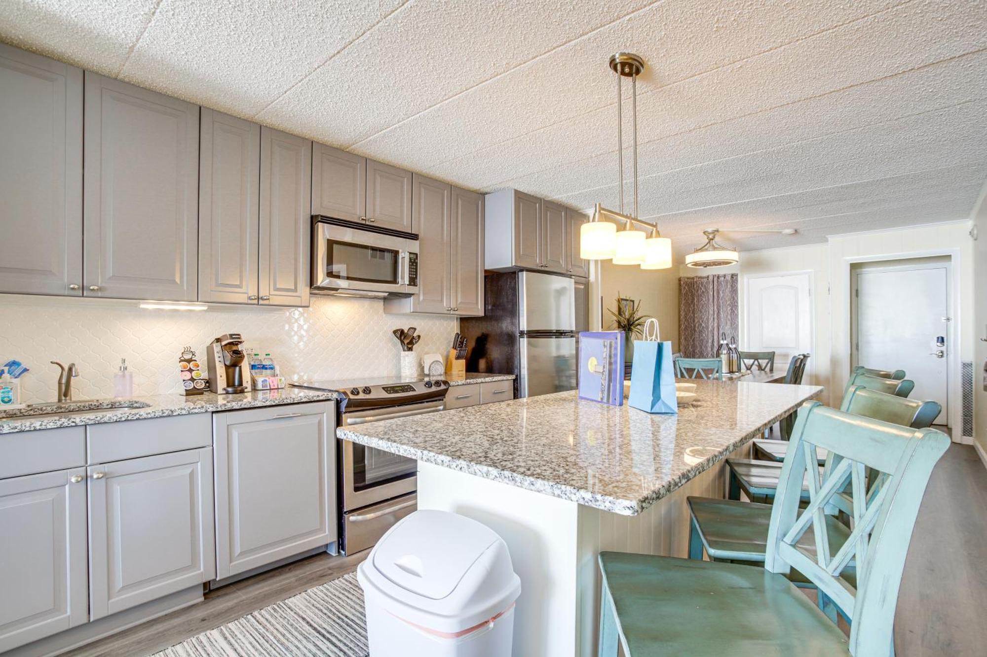 Ocean City Condo With Heated Pool And Beachfront View! 外观 照片
