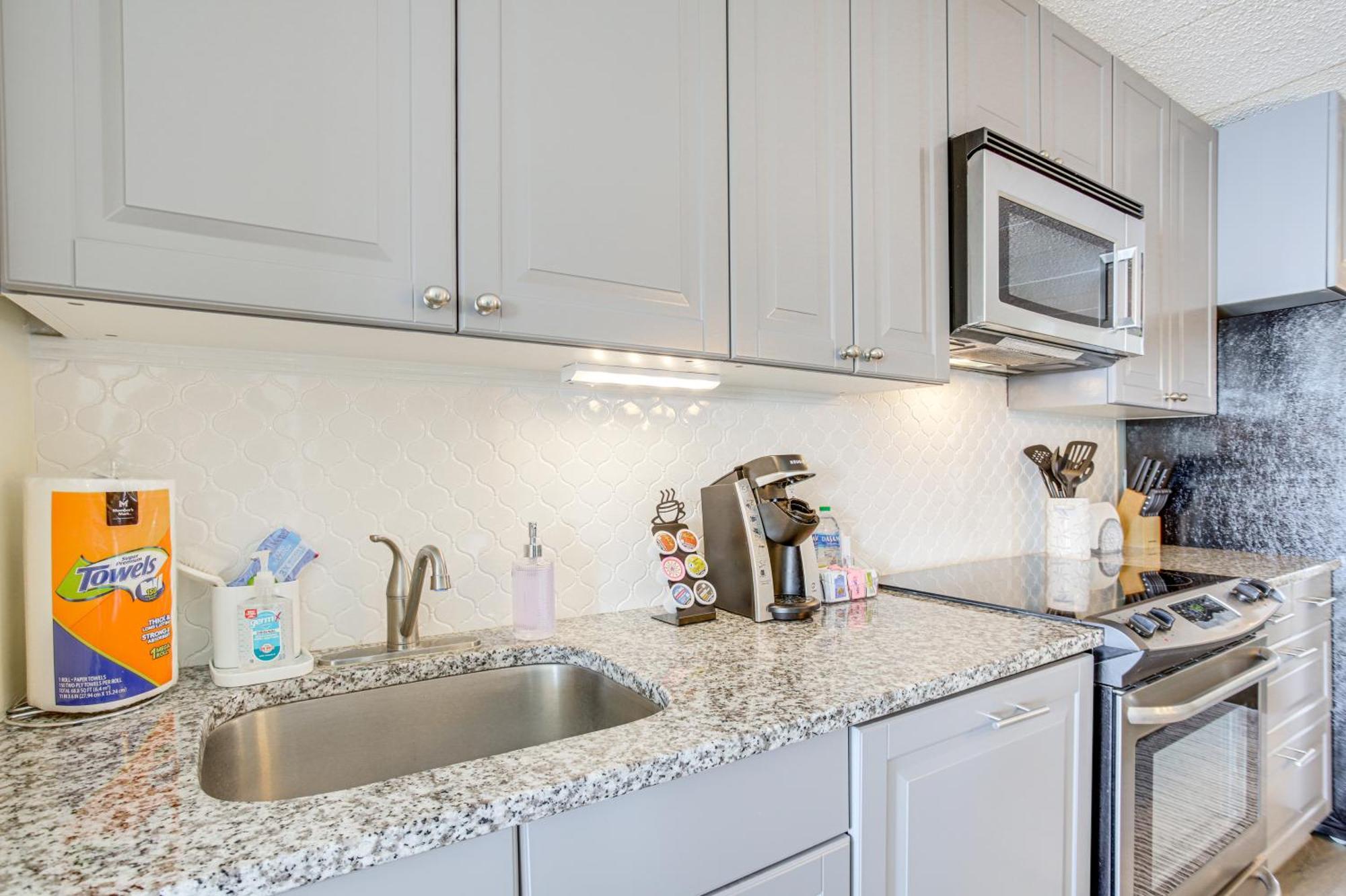 Ocean City Condo With Heated Pool And Beachfront View! 外观 照片