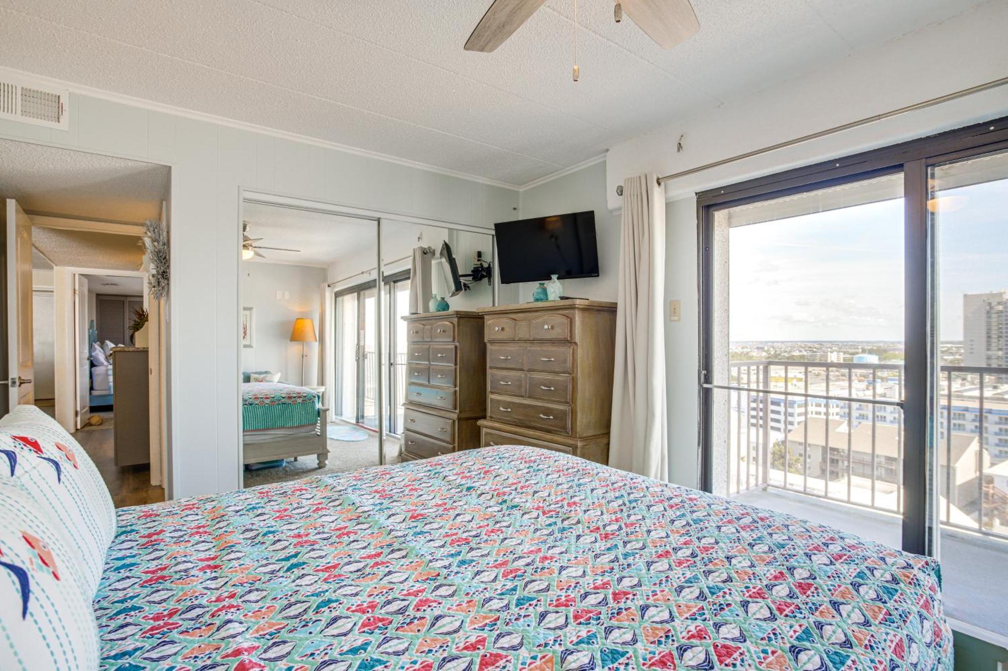 Ocean City Condo With Heated Pool And Beachfront View! 外观 照片